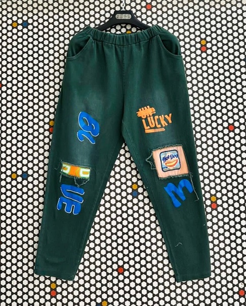 Женские джинсы