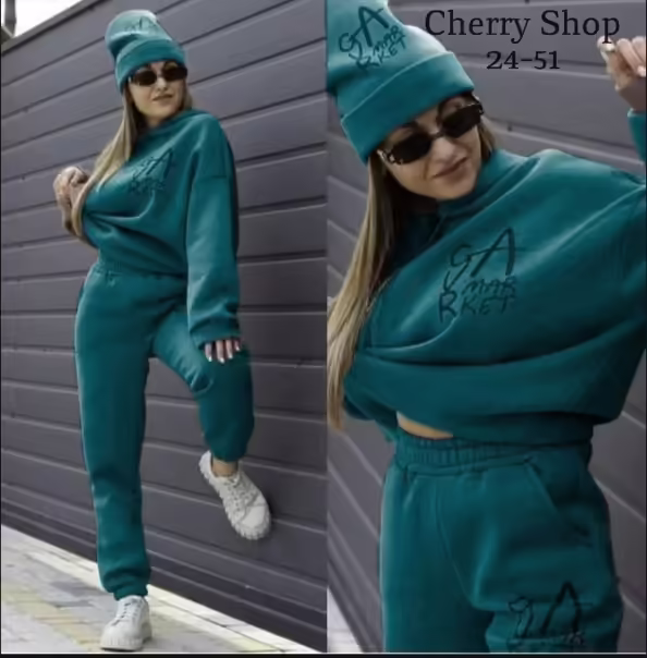 Женские костюмы