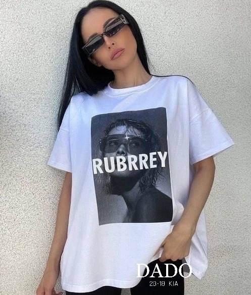 Потрясающие женские футболки
