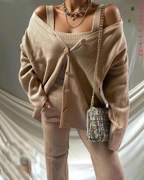 Женские костюмы лапша
