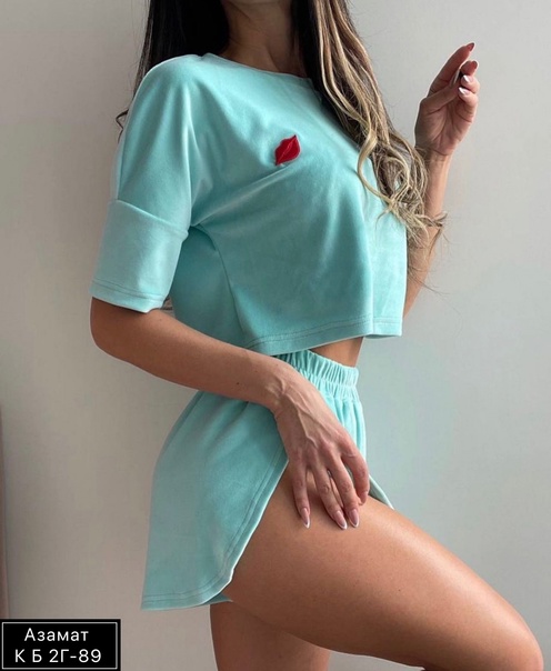Топовые женские костюмы двойки