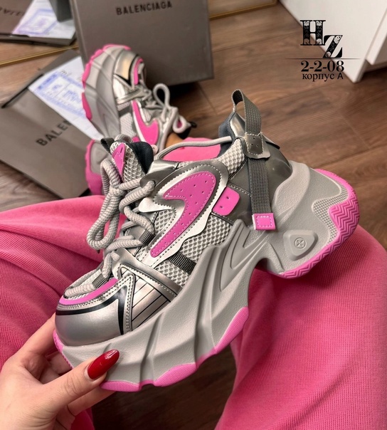 Женские кроссовки balenciag@