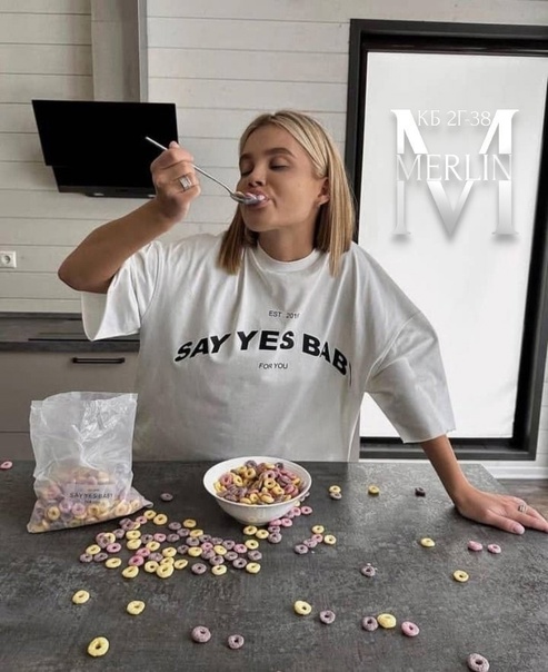 Женские футболки с принтом оверсайз