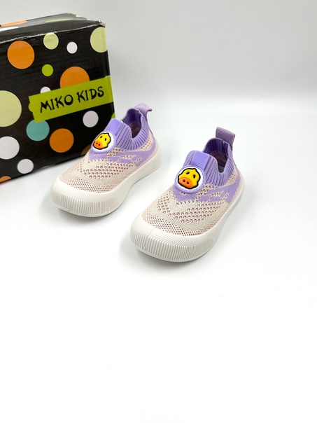 Красивые детские кеды