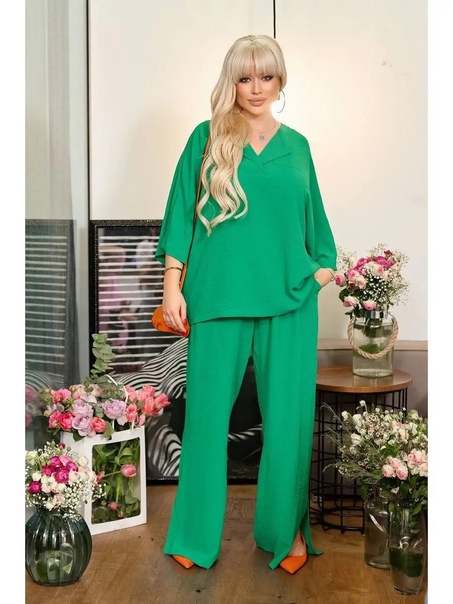 Женские костюмы