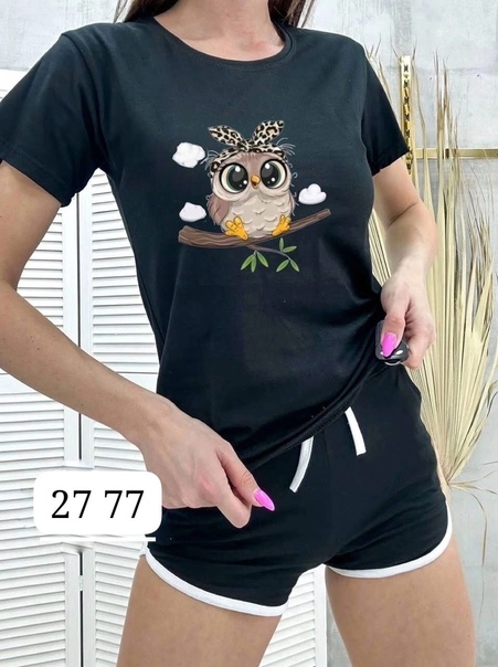 Женские костюмы