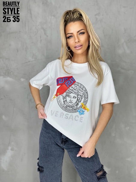 Женские футболки со стразами
