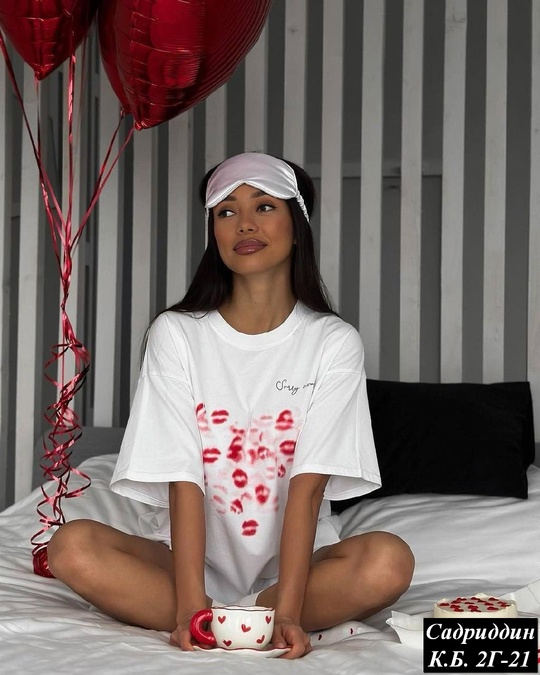 Женские футболки