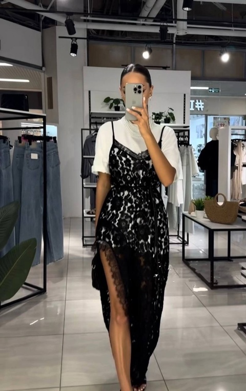 Женские платья с кружевом