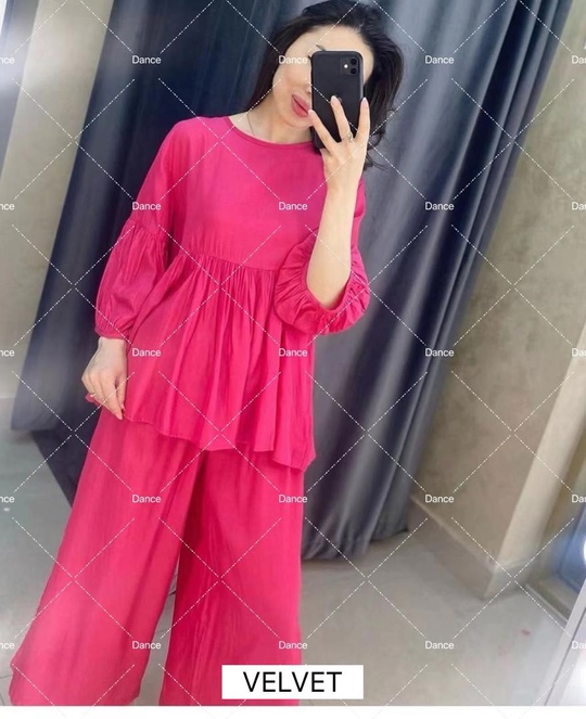 Женские костюмы льна