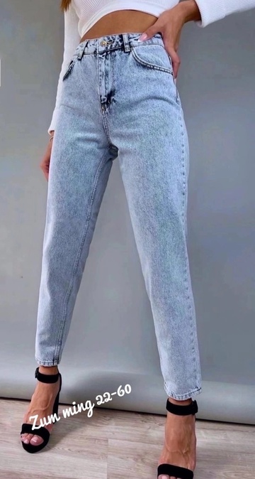 Женские джинсы мом