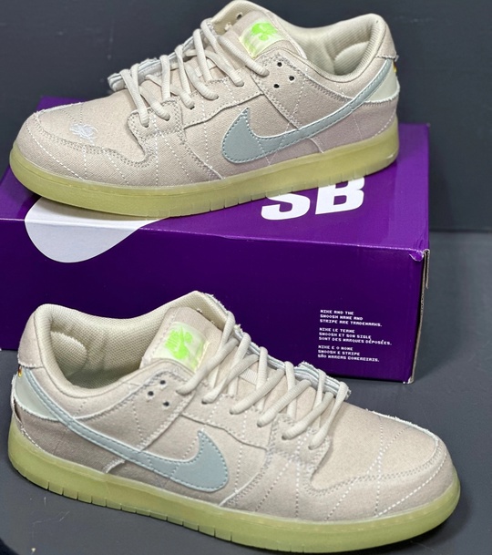 Мужские кроссовки