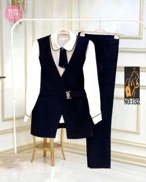 Женские костюмы тройки