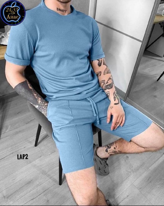 Мужские костюмы