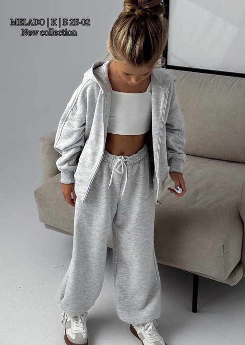 Двойные детские костюмы с капюшоном