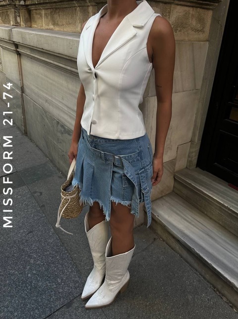 Стильные женские юбки мини