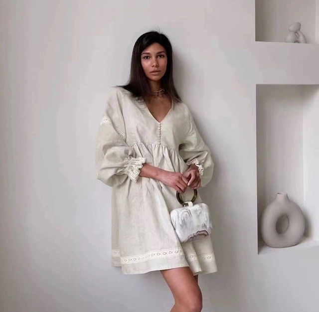 Стильные женские платья