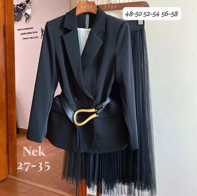 Базовые изумительные женские костюмы