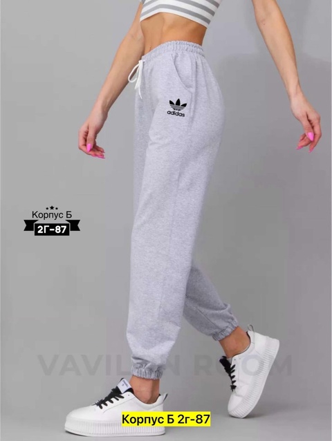 Спортивные женские штаны на резинке