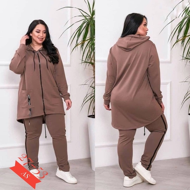 Женские костюмы