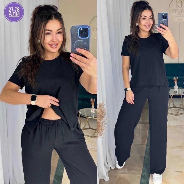 Женские костюмы