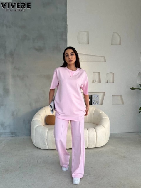 Женские костюмы