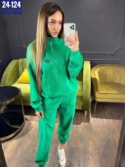 Женские костюмы