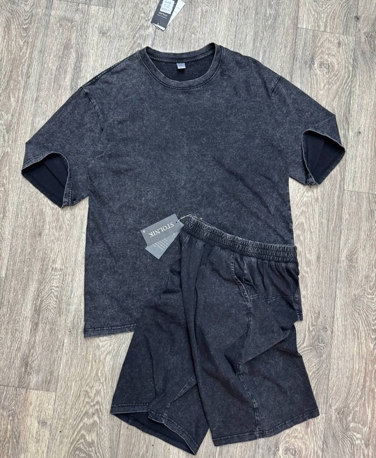 Мужские костюмы