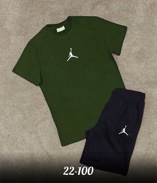 Мужские костюмы