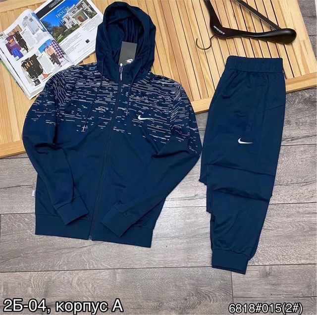 Мужские костюмы