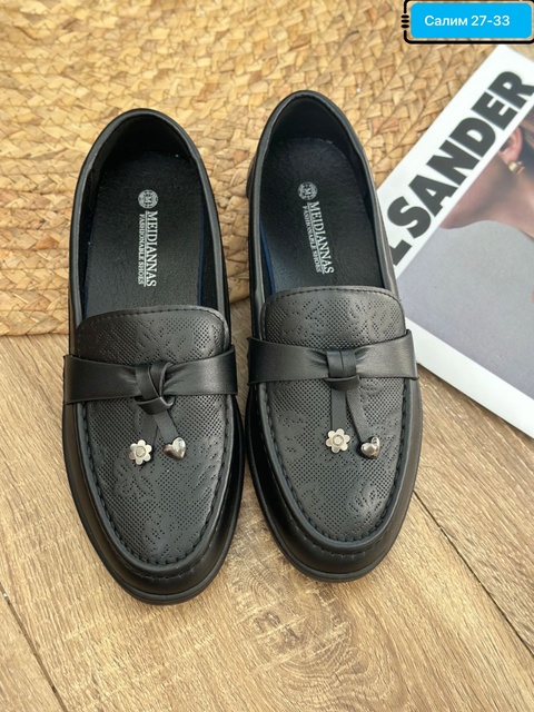 Женские лоферы