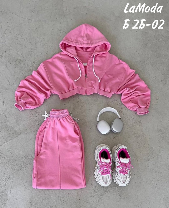 Женские костюмы