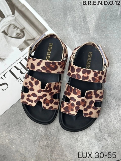 Модные женские босоножки