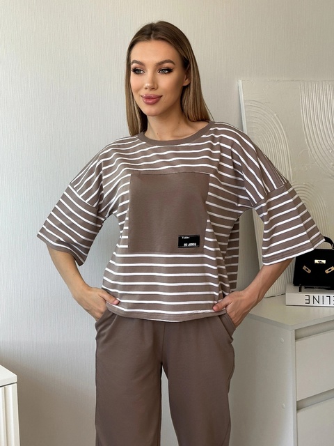 Женские футболки