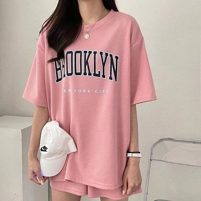 Женские костюмы