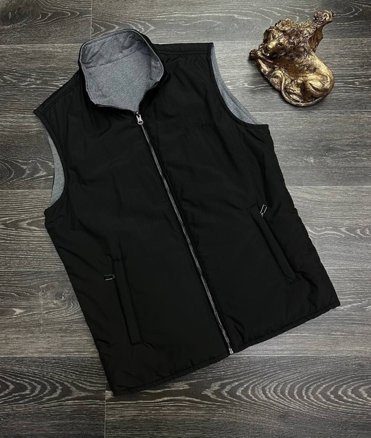 Трикотажные мужские жилетки