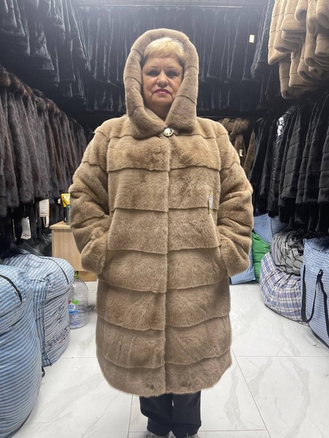 Женские шубы под норку