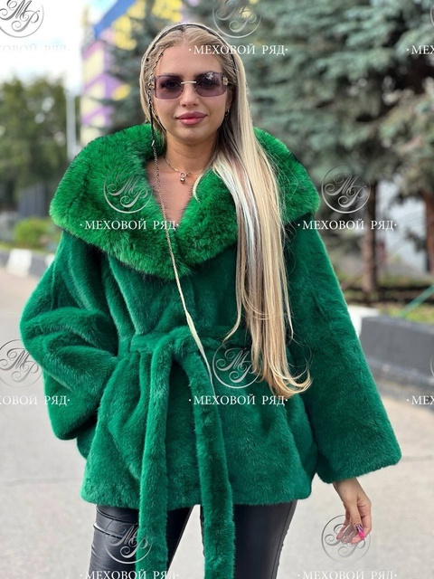 Люксовые женские шубы под норку