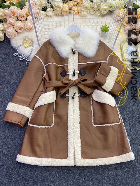 Осенние зимние женские косухи
