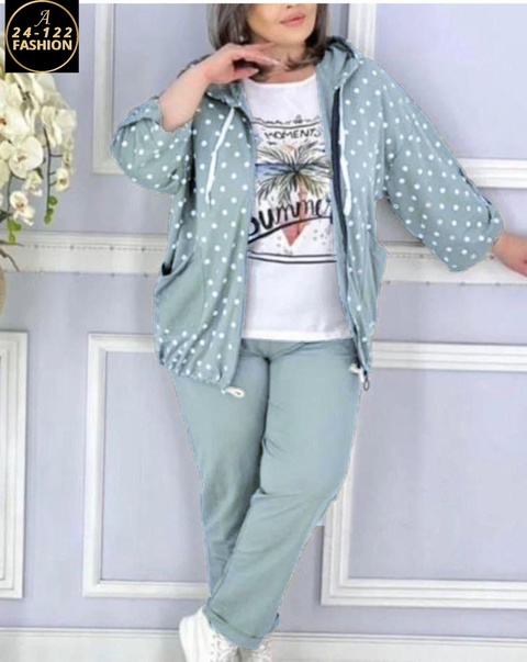 Женские костюмы