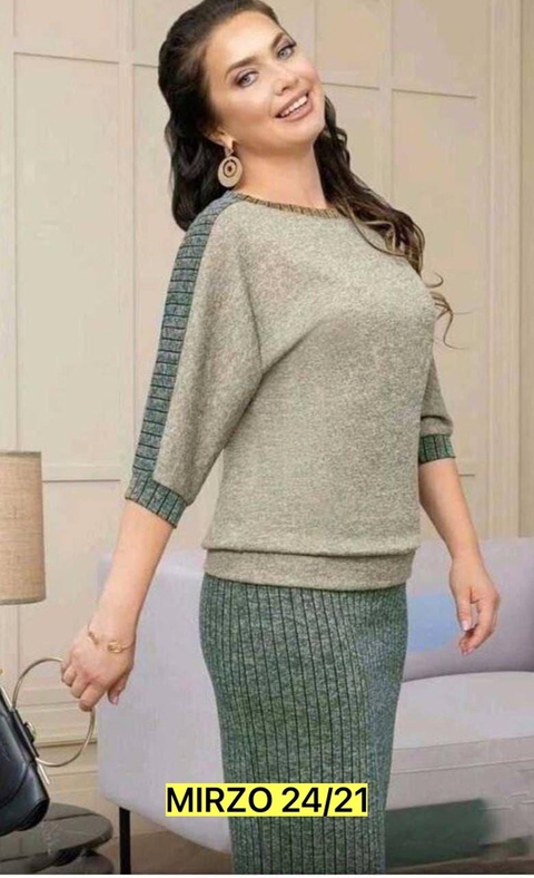 Женские костюмы