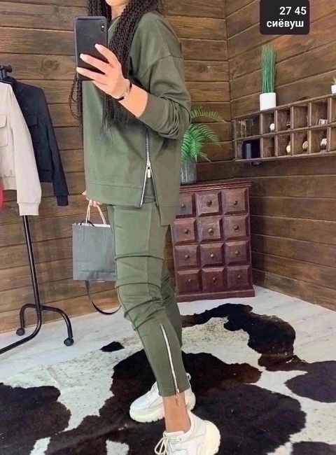 Женские костюмы двойки