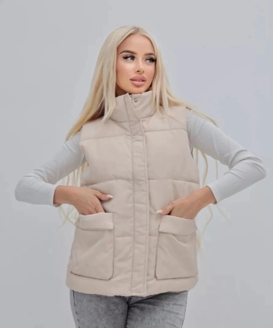 Женские жилетки