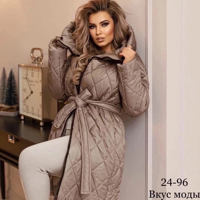 Бомбезные зимние стильные женские куртки