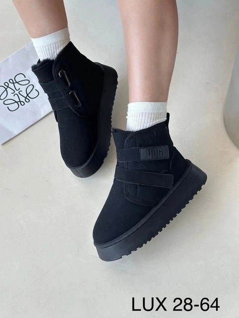 Зимние женские ботинки