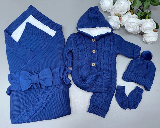 Детские комплекты на выписку