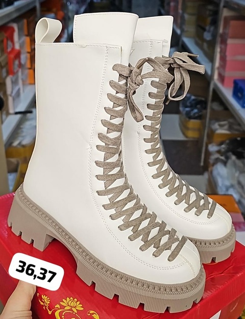 Женские сапоги