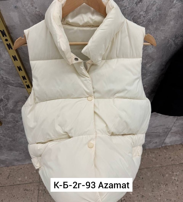 Женские жилетки