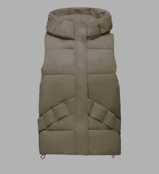 Женские жилетки