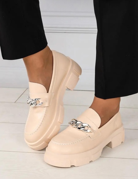 Модные женские лоферы